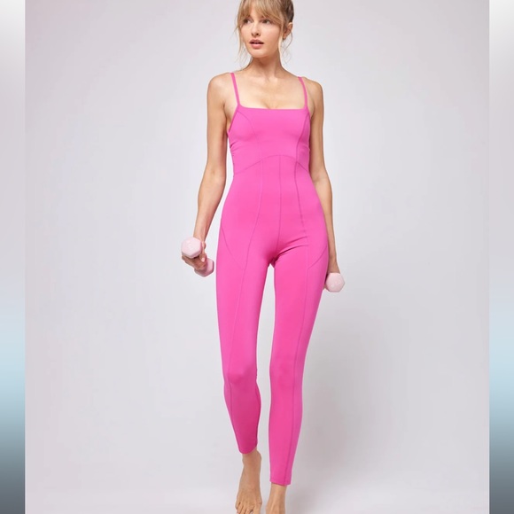NWT go the distance jumpsuit color Bougainvillea / pink - Picture 1 of 8